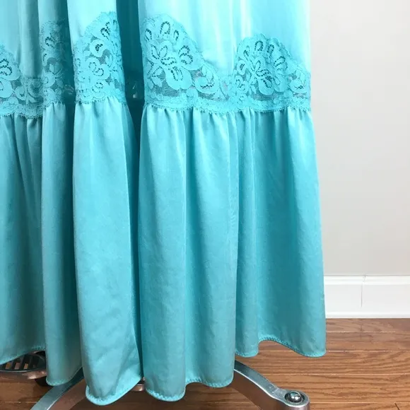 Vintage Shadowline Nylon And Lace Ruffled Hem Gown