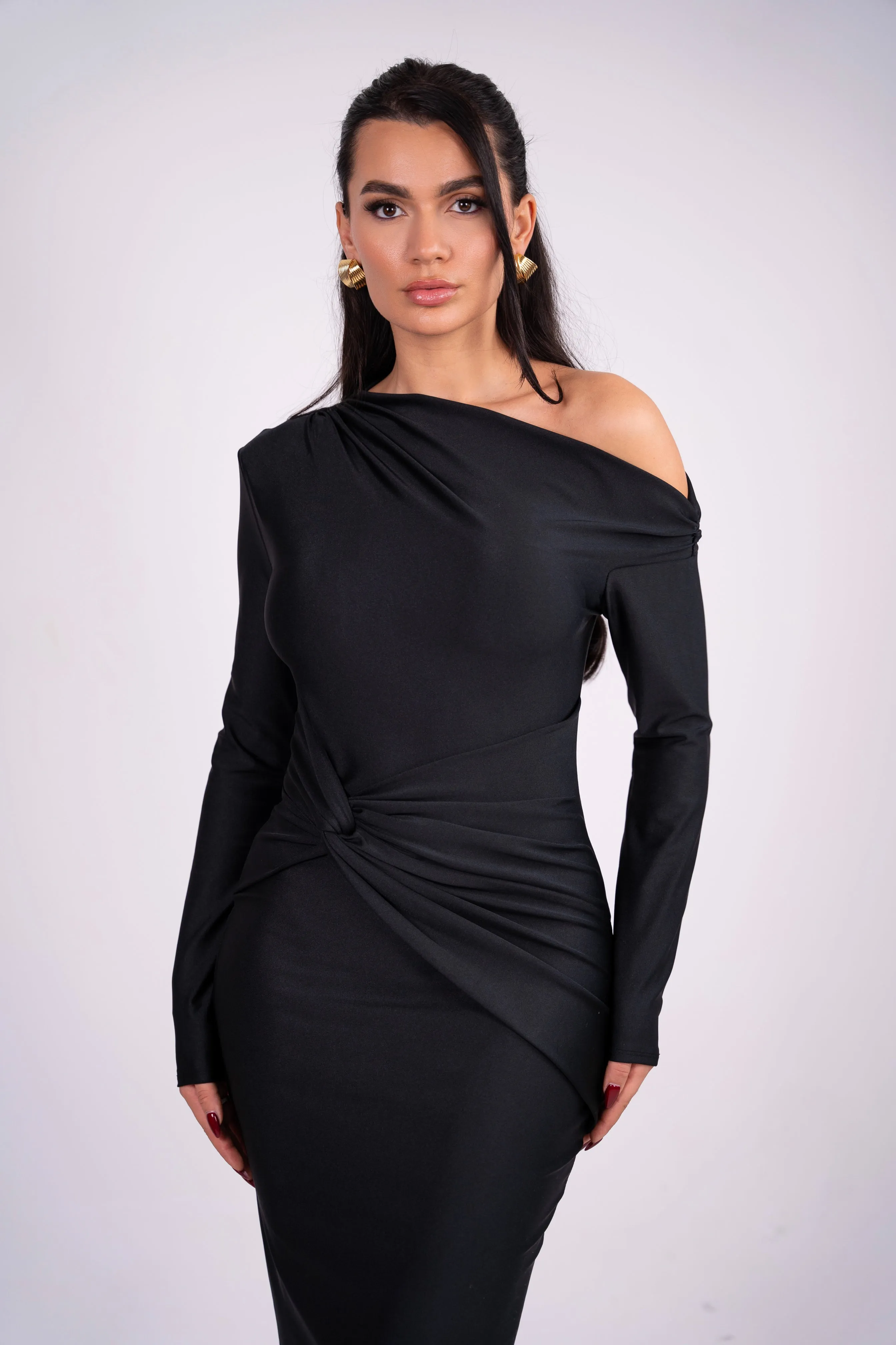 Viviana Black Dress