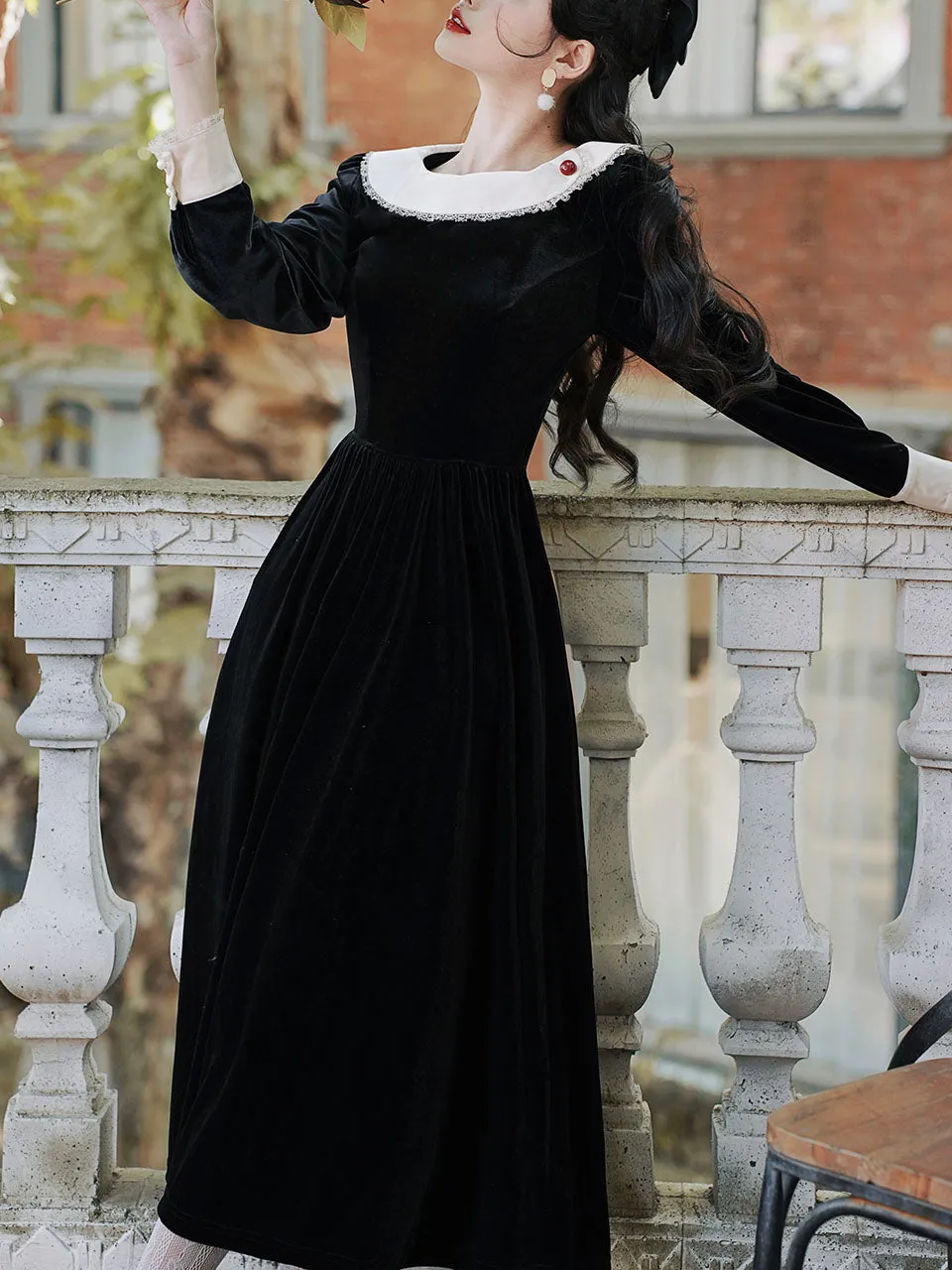 White Bertha Collar 1950S Black Velvet Hepburn Style Vintage Dress