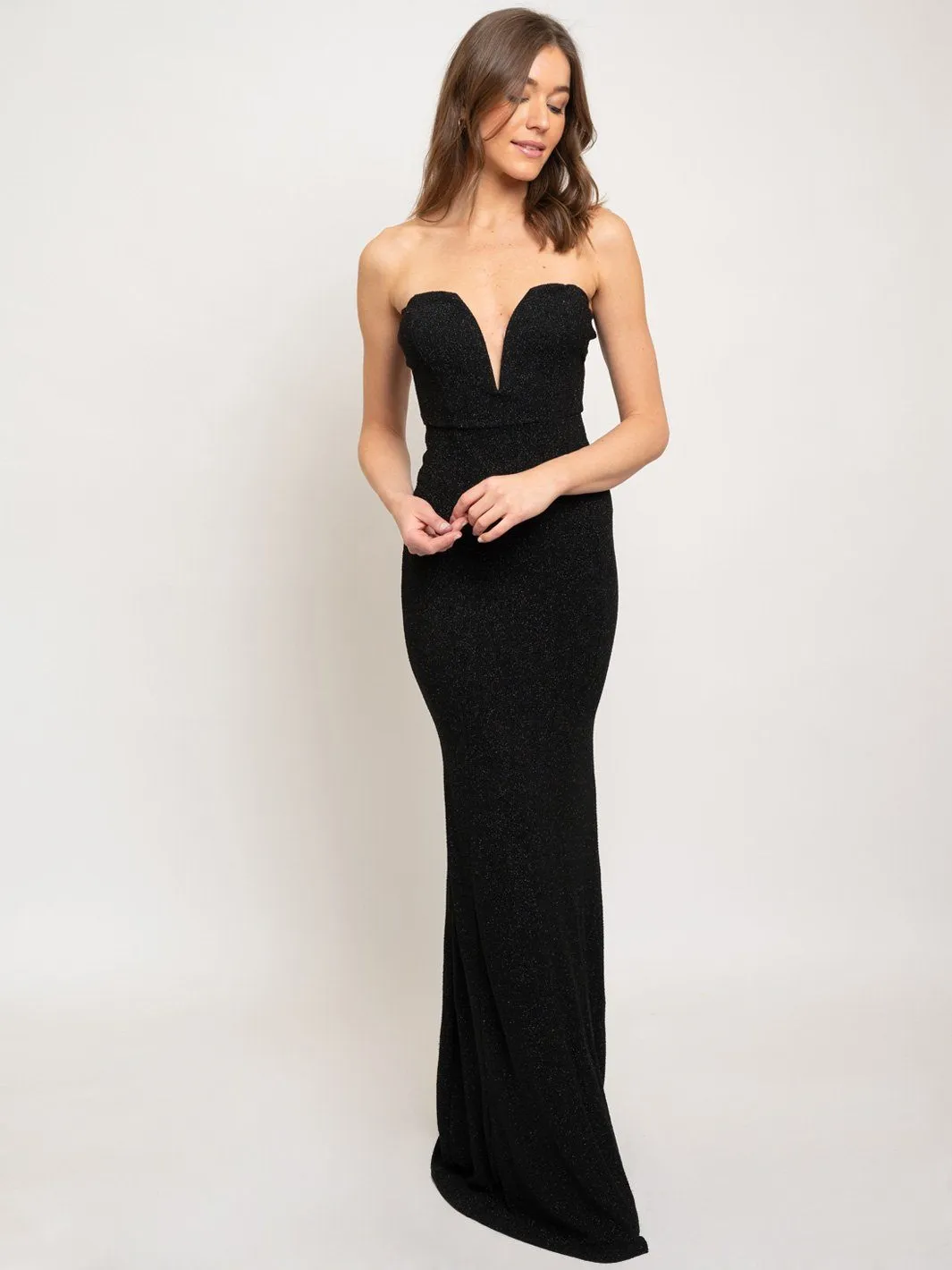 WOMEN'S LONG STRAPLESS V-NECK GOWN DRESS