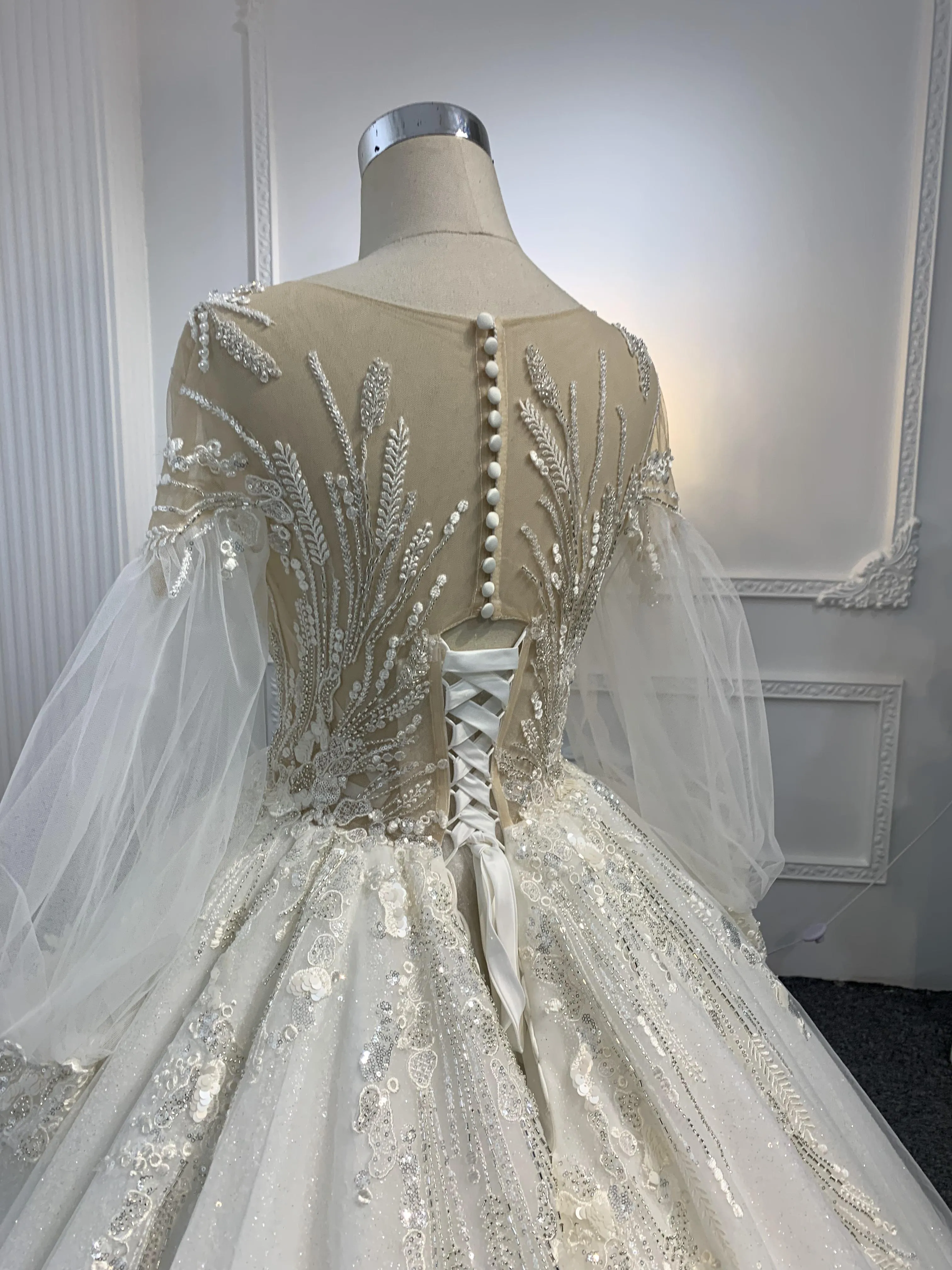 Z032-BYG OWN DESIGN WITH BEAUTIFUL BEADING AND V-NECKLINE BALL GOWN